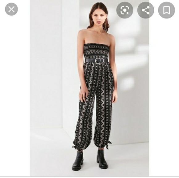EUC Urban  Outfitters Jumpsuit - Picture 1 of 5